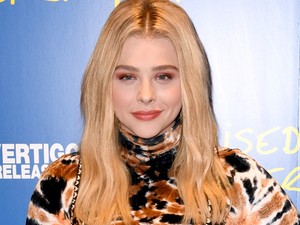 Chloe Moretz maga a megtestesült elegancia ebben a szettben