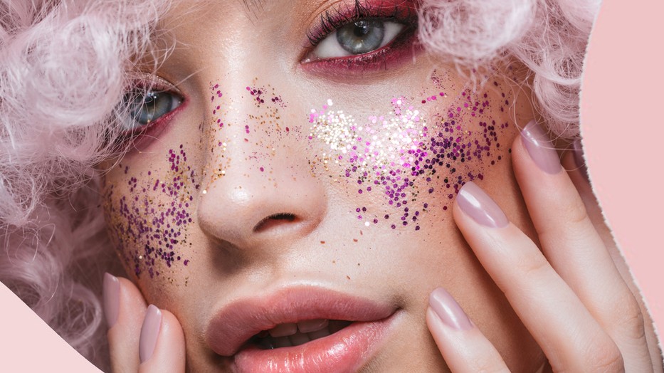 Hogyan szabadulj meg a bőrödre került hajfestéktől?