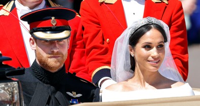Videón, ahogy Meghan Markle őrülten bulizik Harry herceggel az esküvőjükön