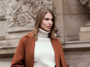 Berki Blanka csodás kabátja bármelyik szettet feldobná