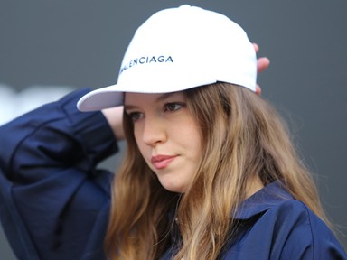 Részesülni akarsz a Balenciaga-életérzésből? 10 cucc a bármit eladó márkától garasoskodóknak