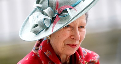 Anna hercegnő Barbie rózsaszín szettje maga az álom, hatalmas feltűnést keltett benne