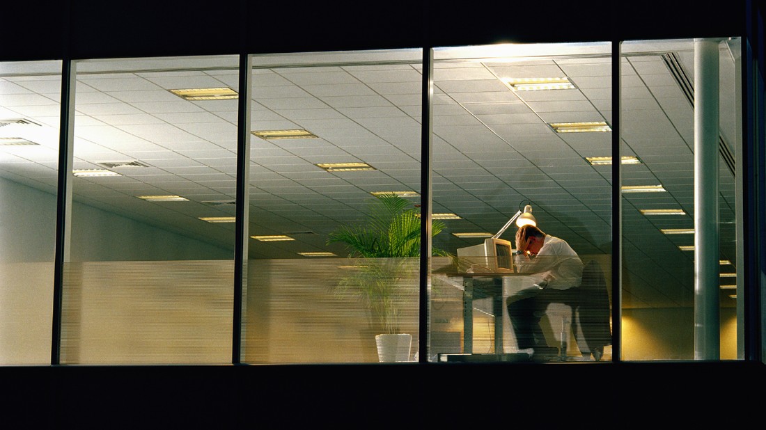 A felnőtt dolgozók nagyjából 15 százaléka érintett valamilyen mentális zavarral a karrierje során, mégsem merünk róla beszélni sem otthon, sem a munkahelyen