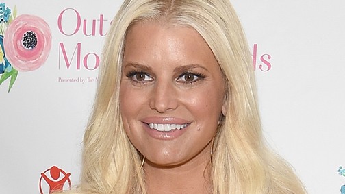 Jessica Simpson harmadik babáját várja, aminek egyik gyermeke annyira nem örül