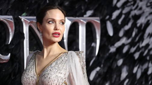 13 alkalom, amikor Angelina Jolie végzet asszonyának öltözött a vörös szőnyegen