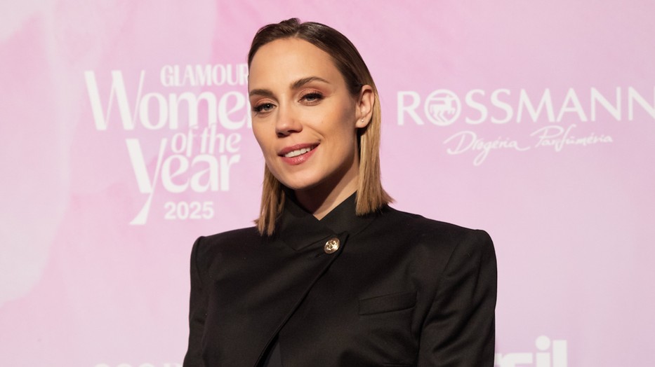 Idén Lékai-Kiss Ramóna kapta a GLAMOUR Women of the Year Év műsorvezetője díjat