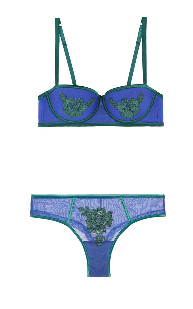 INTIMISSIMI Melltartó és bugyi Eredeti ár: 11990 Ft és 4090 FtKuponnal: 9592 Ft és 3272 Ft