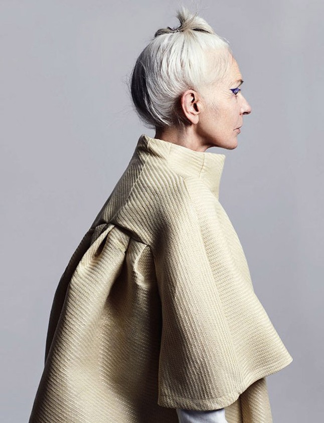 idős modell, vogue, anna von rueden, frauke fischer, divatanyag, 60 felett, nagymama