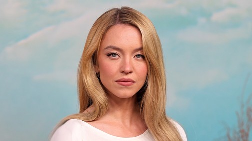 Kivágták Sydney Sweeney jelenetét Az ördög Pradát visel című filmből, kiderült, mi volt az oka a döntésnek
