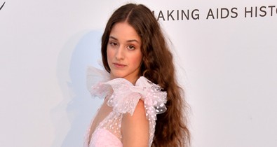 Nem volt romantikusabb cannes-i belépő, mint a magyar származású fiatal színésznőjé