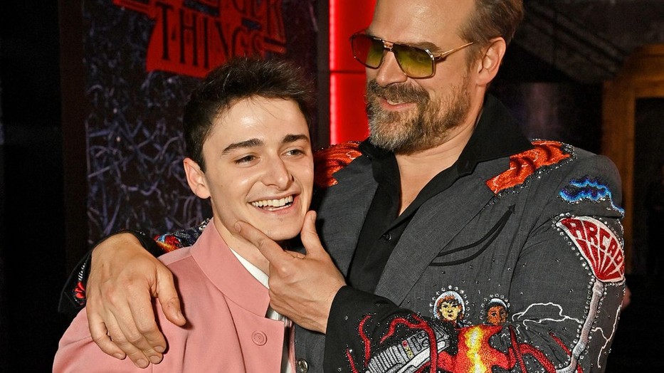 Noah Schnapp és David Harbour a Stranger Things 4. évadának New York-i premierjén