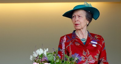 Borzalmas hírek érkeztek a palotából, ez mindenkit váratlanul ért