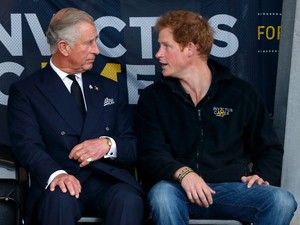 Komoly feltételhez köti Harry herceg a békülést: Károly királynak ehhez kell tartania magát, ha vissza akarja kapni a fiát