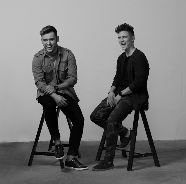 Exkluzív - A nyár legütősebb slágerét ez a két magyar srác hozta össze: ők a yesyes!