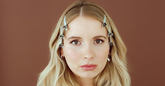 Filmbe zárt fény: Sutus Fanni, az analóg divatfotográfia egyik hazai úttörője