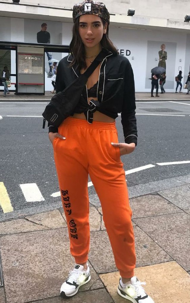 Dua Lipa öltözködési stílusának 10 alapszabálya