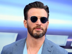 Amerika Kapitány elkelt: Chris Evans feleségül vette csodaszép barátnőjét, ismerd meg a nőt, aki elrabolta a szívét