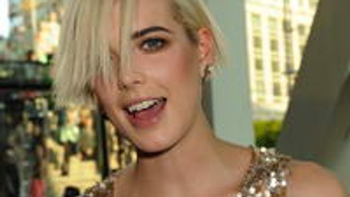 Aggyt csókolná Katy Perry