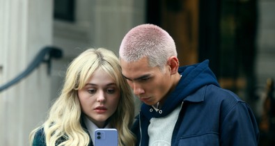 „Igenis számít, mit lát otthon egy fiatal!” – szakértő segít, hogyan lehet a gyerek biztonságban online