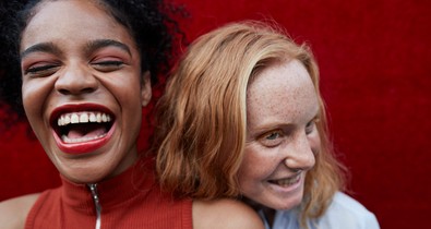 Stresszlevezetéshez és pihenéshez is ideális terápia a nevetőjóga