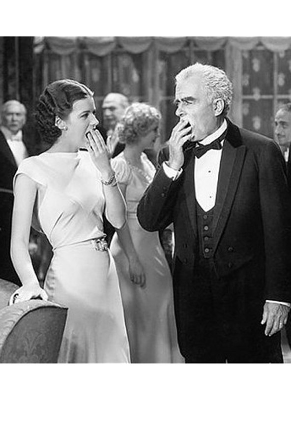 Hogyan lépj le egy unalmas buliból?