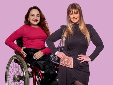 Király Linda kerekesszékben tette próbára énekhangját - Nézd meg a GLAMOUR Székfoglaló legújabb részét