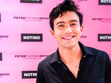 Már Magyarországon is elérhető a Peter Thomas Roth bőrápolási márka, amit előszeretettel használ Selena Gomez és Drake is