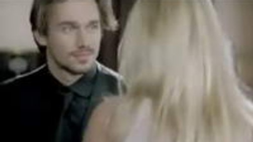 Magyar pasi csábította el Kate Mosst!