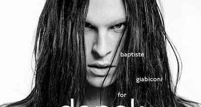 Bevadult a Chanel-fiú!