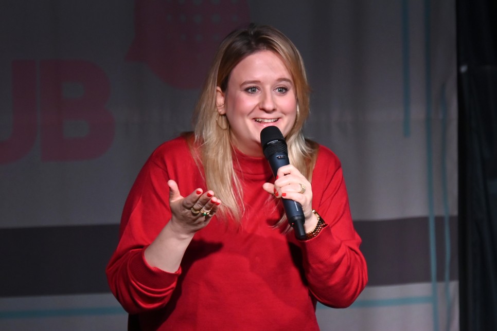 Rainer-Micsinyei Nóra szerint nem minden poén talál be mindenkinél, és ez teljesen rendben van