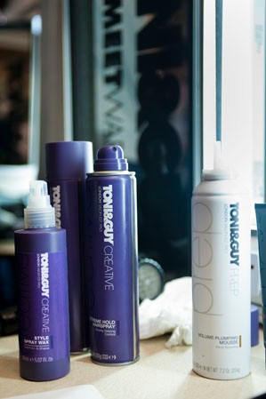 Minden frizura a boltban is megvásárolható TONY&GUY termékekkel készült