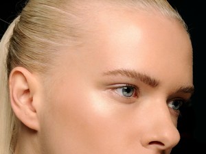 Így készíts friss, üde sminket!