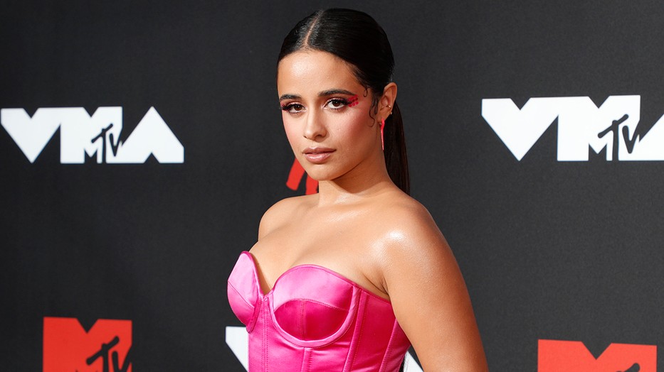 Camila Cabello Disney hercegnőként ragyogott a 2021-es MTV VMA gálán
