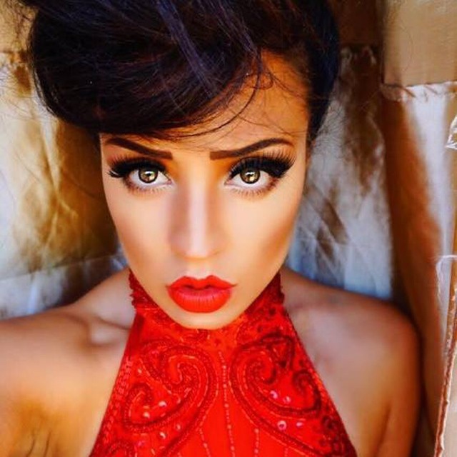 Visszaadta koronáját a szépségkirálynő, mert azt kérték tőle, fogyjon le!