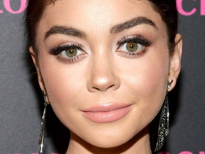 Sarah Hyland gyerekkorában ugyanúgy nézett ki, mint György herceg! 