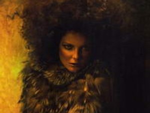 Enikő újra elbűvöl