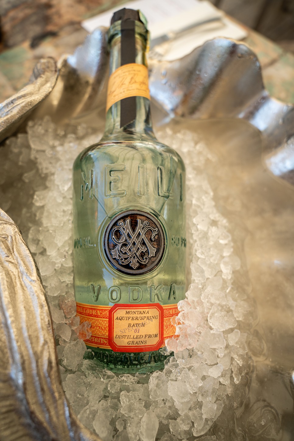 A Meili Vodka tiszta montanai forrásvízzel készül, ami egyedülálló ízt kölcsönöz neki