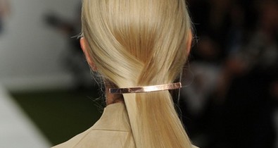 A fésülködés rosszat tesz?