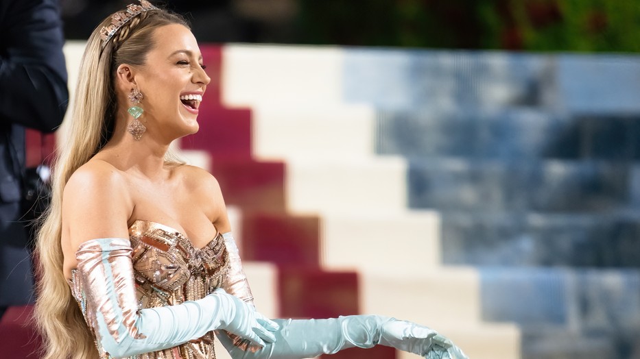 Blake Lively Katalin hercegnén viccelődött italmárkája új kampányában