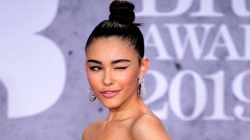 Jó ég, Madison Beer ANNYIRA szexi ebben a meztelenruhában