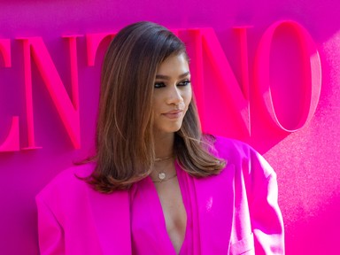 Zendaya Valentino szettje egyszerűen tökéletes!