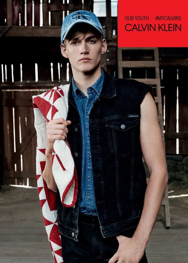 Kaia és Presley Gerber pózol a Calvin Klein legújabb kampányában!