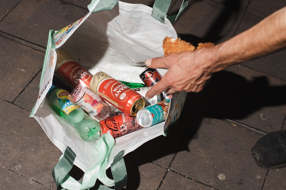 Valakinek szemét, valakinek kincs, egy biztos: a természet szenved tőle