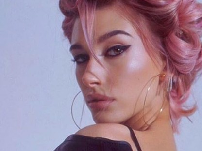 4 egyszerű frizura a forró nyári napokra