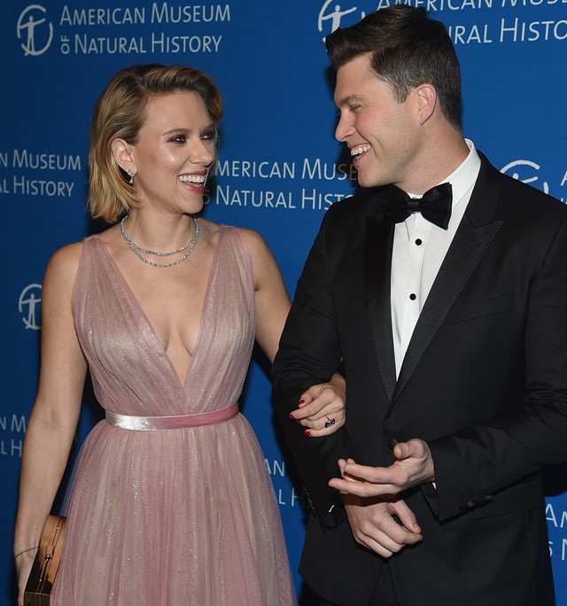 Scarlett Johansson és Colin Jost