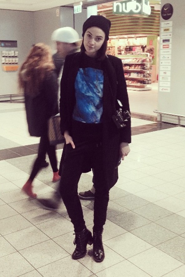 A modell ma a kamera másik oldalán!