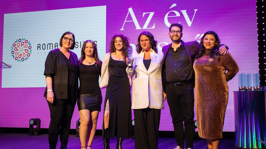 2024-ben A Romaversitas Alapítvány nyerte Az év Hősnőjének járó díjat