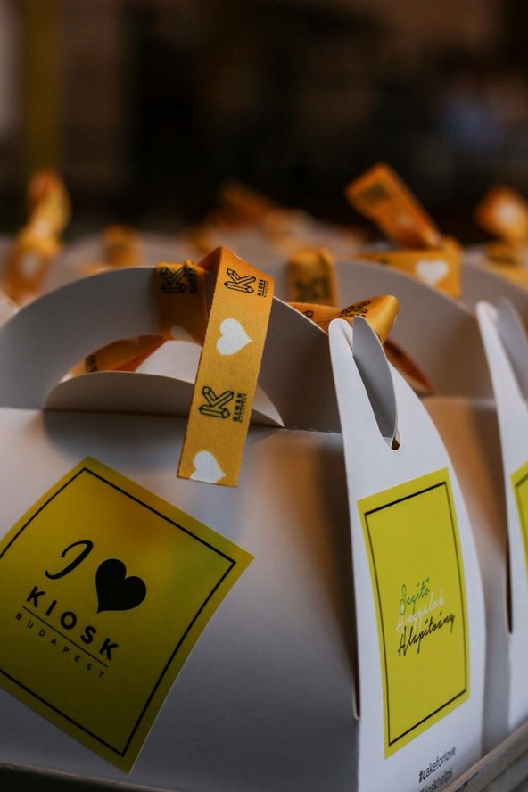 Sütizz és jótékonykodj, SZERETETSÜTI a KIOSK-ban!