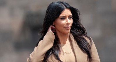 Kim Kardashian Valentin-napi szettjétől megkívánod az édességet