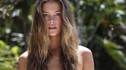 Leo exe megint az Instagramon meztelenkedett